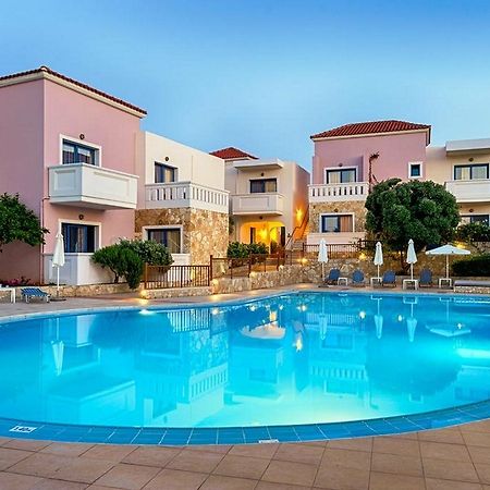 Adelais Hotel Tavronitis Екстериор снимка