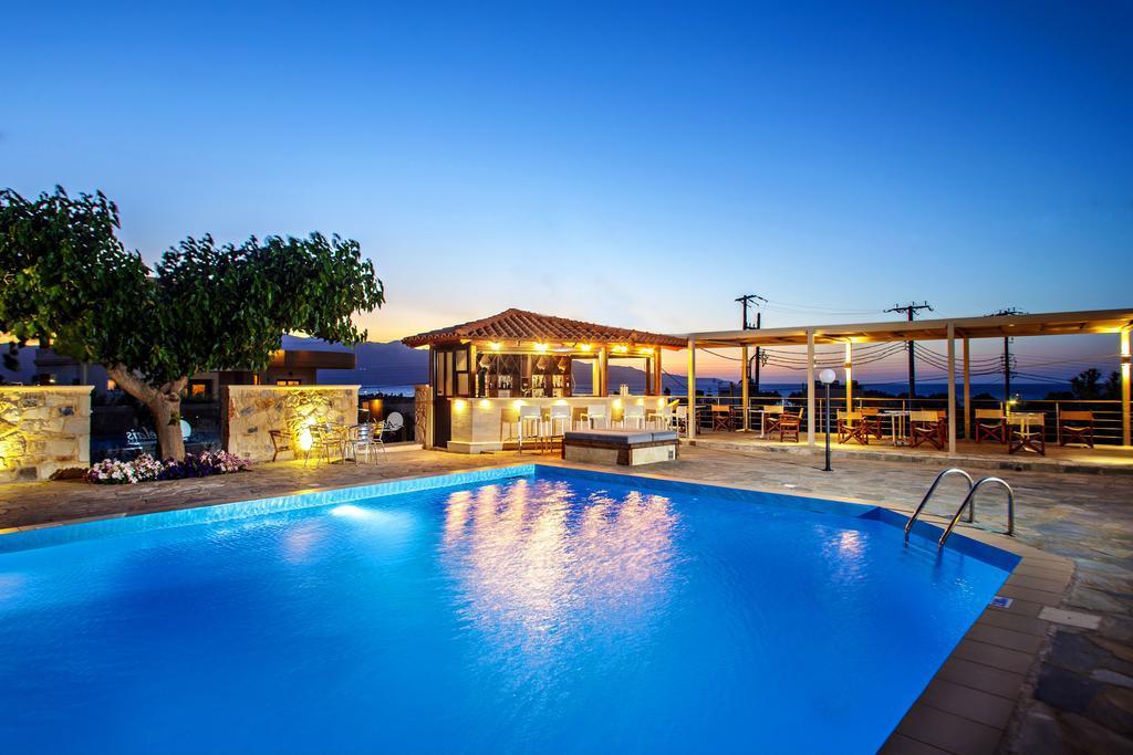 Adelais Hotel Tavronitis Екстериор снимка