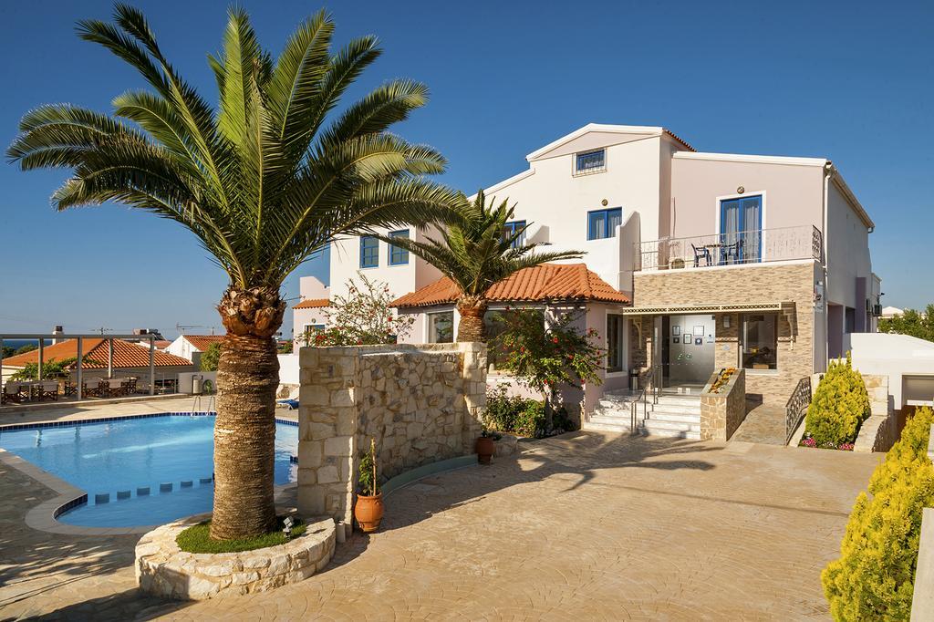Adelais Hotel Tavronitis Екстериор снимка