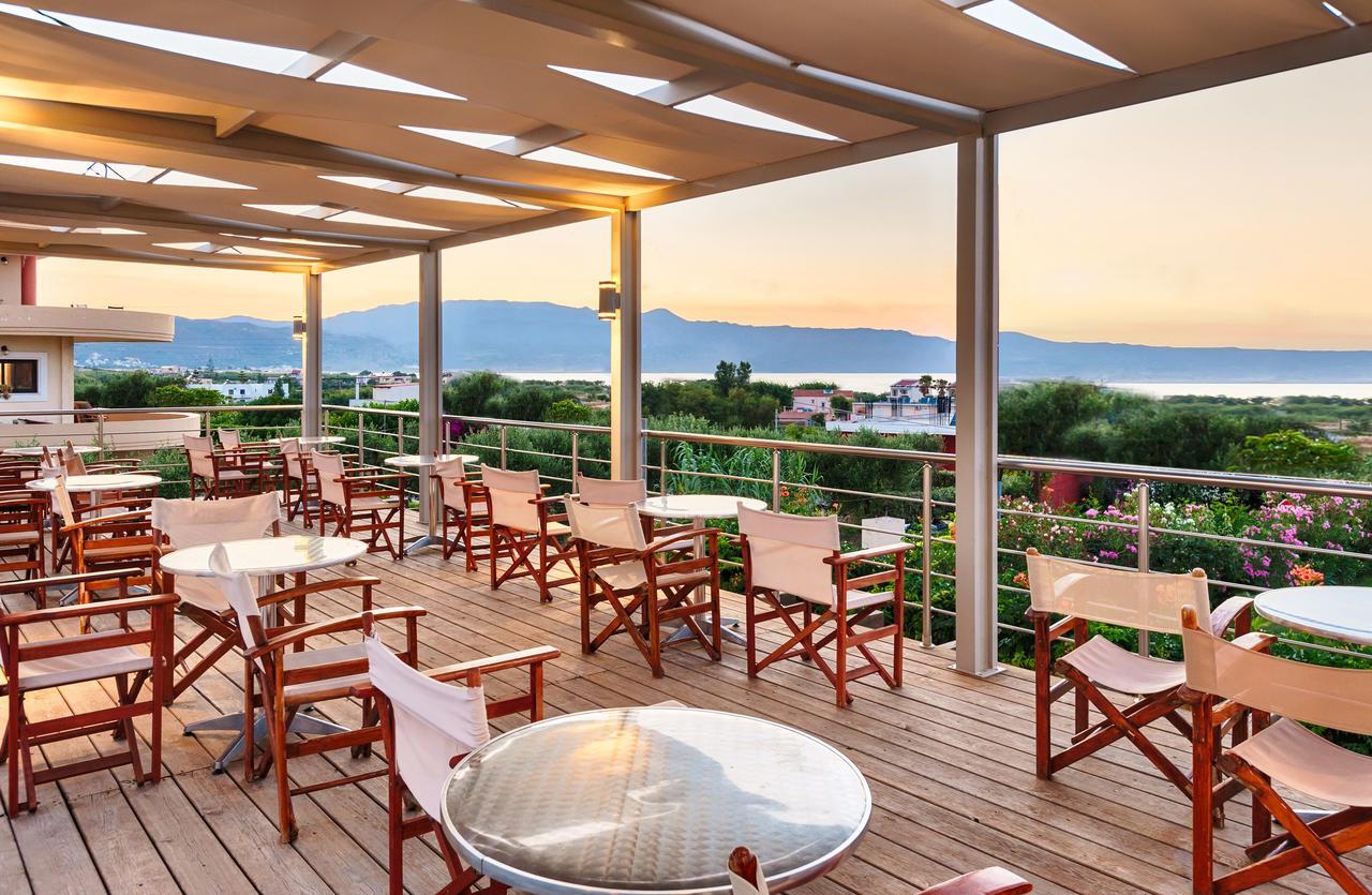 Adelais Hotel Tavronitis Екстериор снимка
